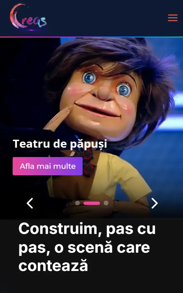 CREAS: Puppet theatre hero on mobile